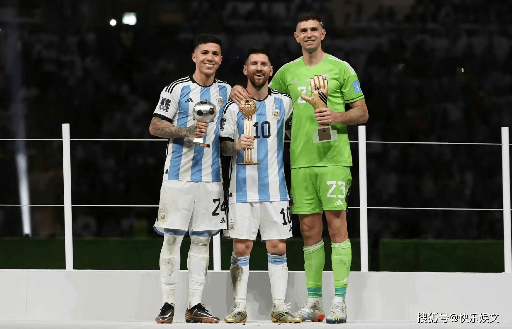 阿根廷球队再次夺冠，激情出击！