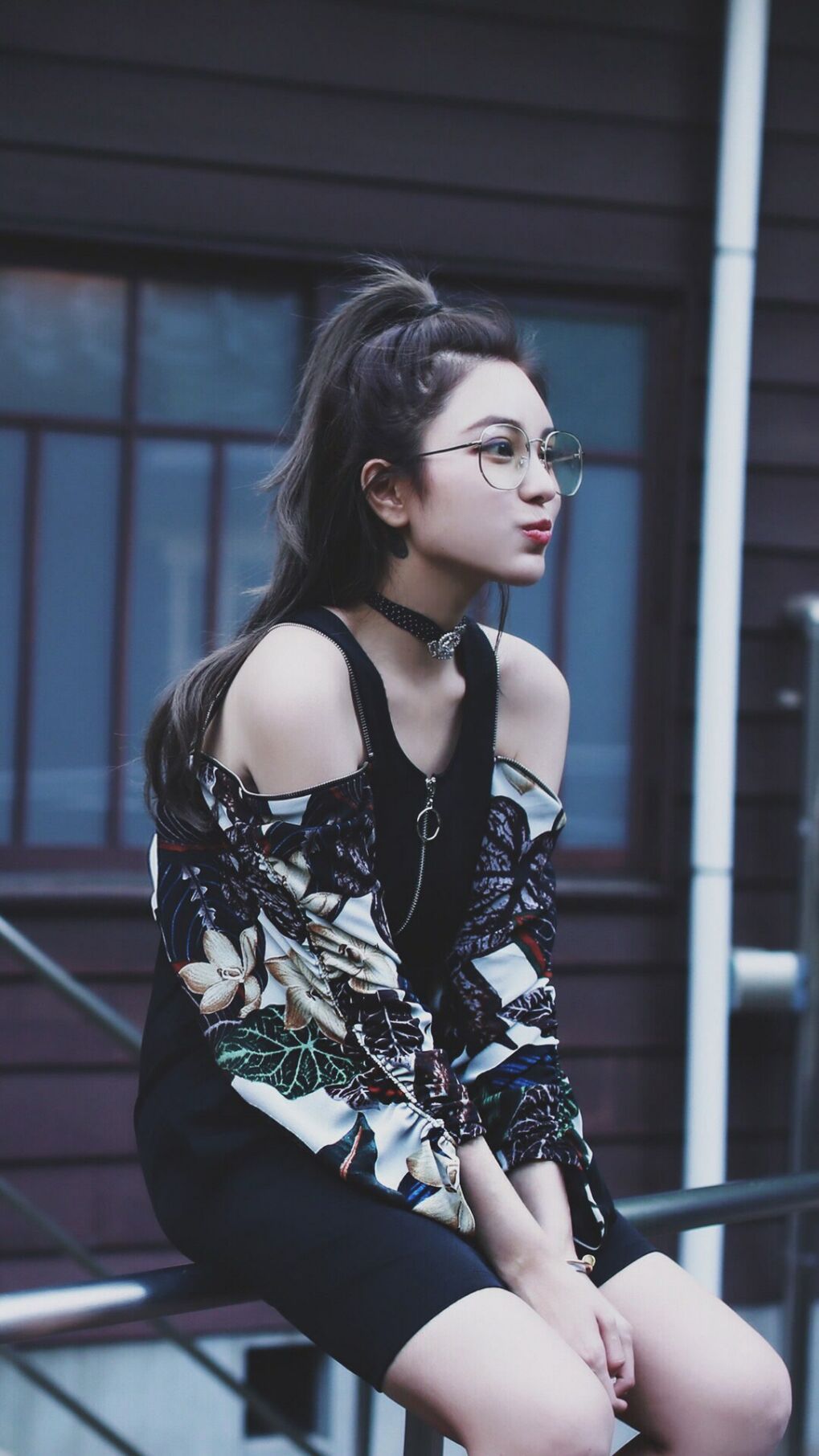 王者降临,乔治末节统治力助湖人击溃深圳队